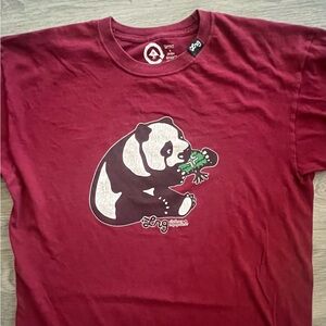 LRG. Large. Maroon.